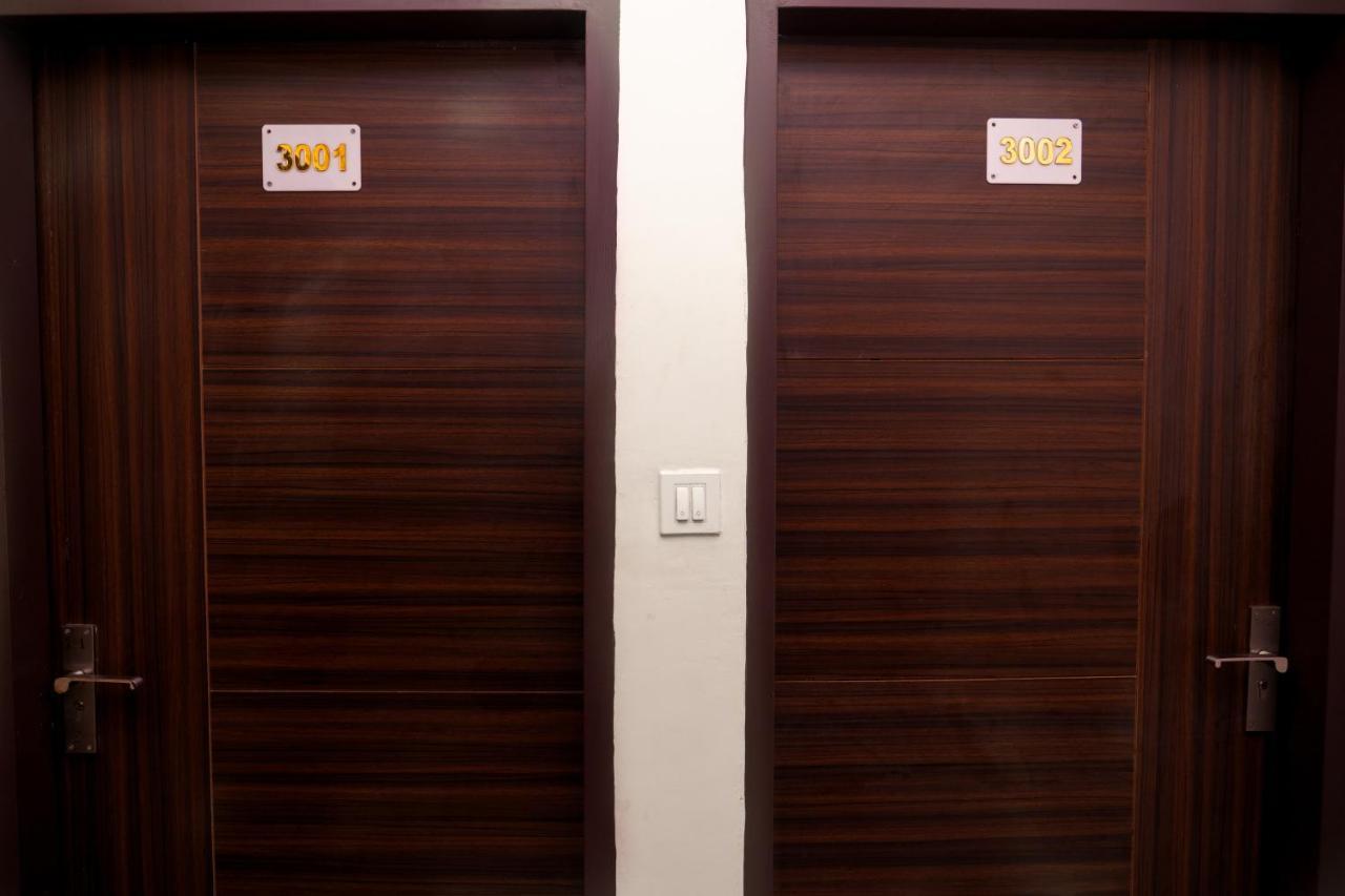 Hotel Holy Land Varanasi Exterior foto